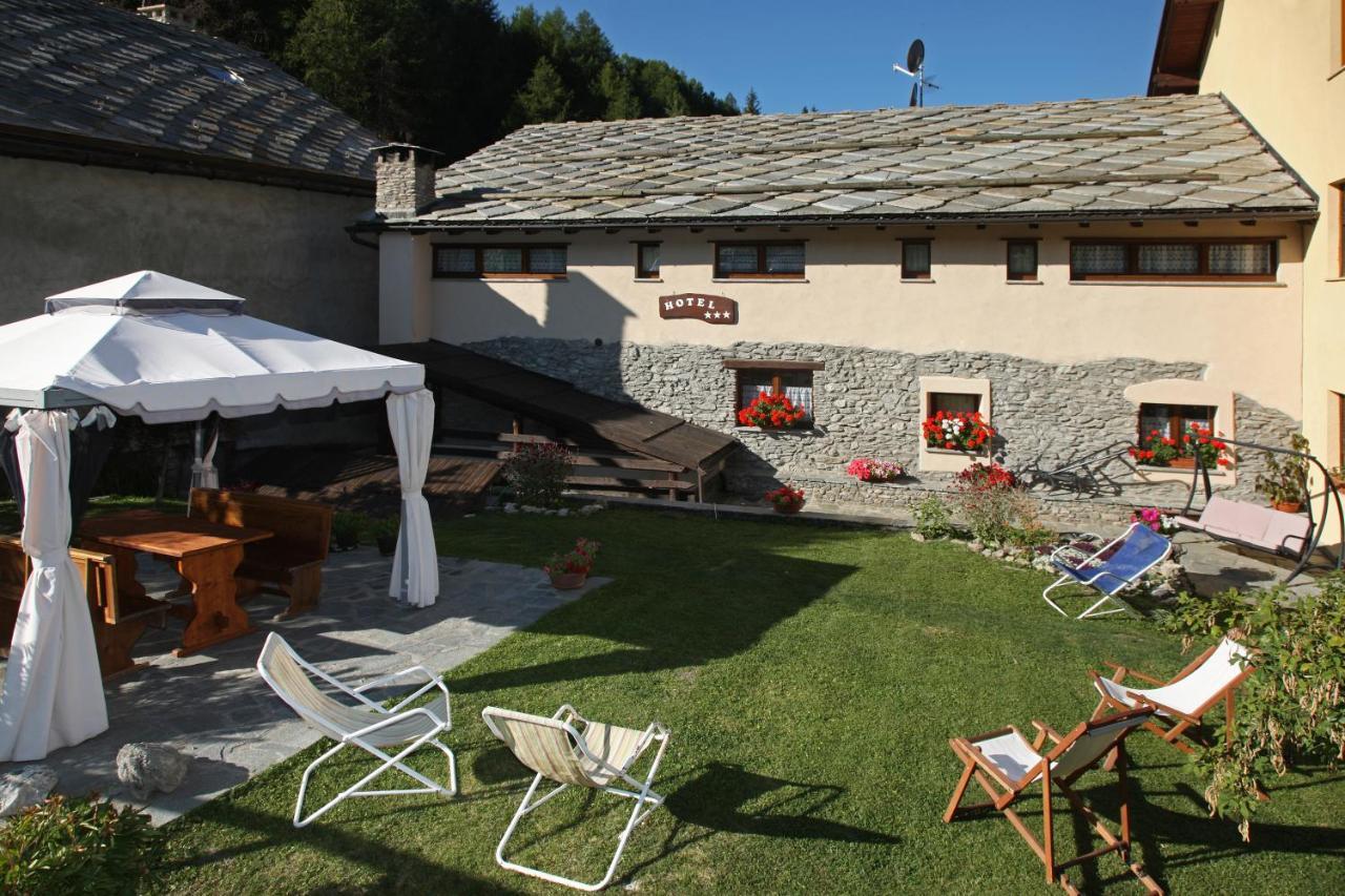 Etoile Des Neiges Hotel Oulx Екстериор снимка