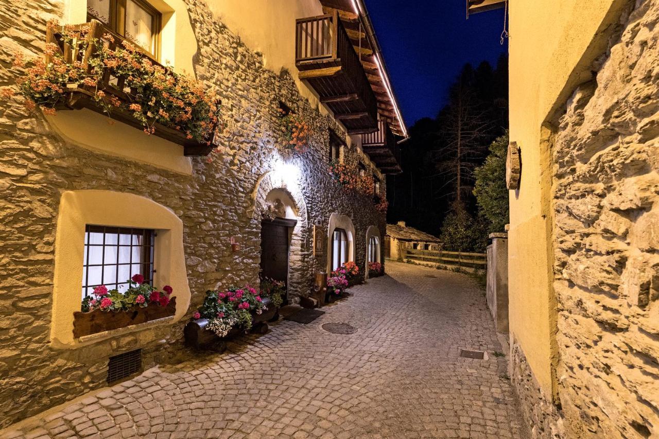Etoile Des Neiges Hotel Oulx Екстериор снимка