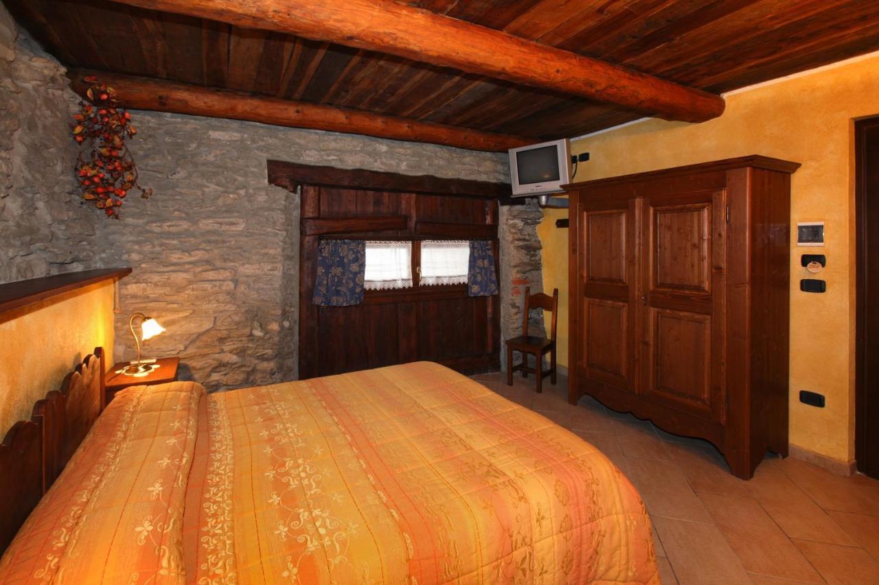Etoile Des Neiges Hotel Oulx Екстериор снимка